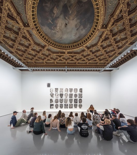 © Palazzo Grassi ph Matteo De Fina