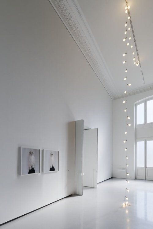 Vue d'exposition/ Exhibition view, « Felix Gonzalez-Torres - Roni Horn », Bourse de Commerce - Pinault Collection, Paris, 2022.