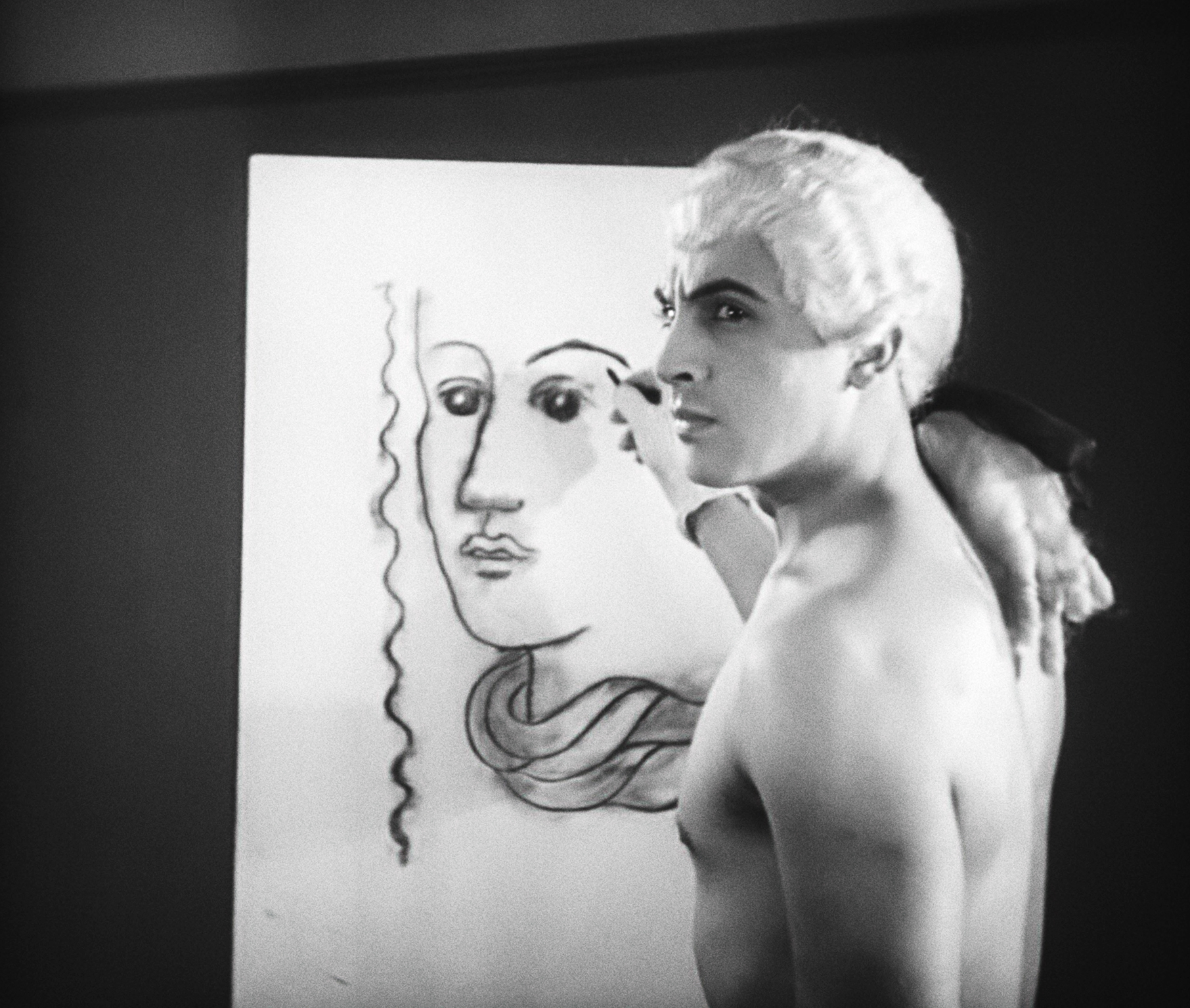 Still Le sang d'un poète, Jean Cocteau Still Le sang d'un poète, Jean Cocteau