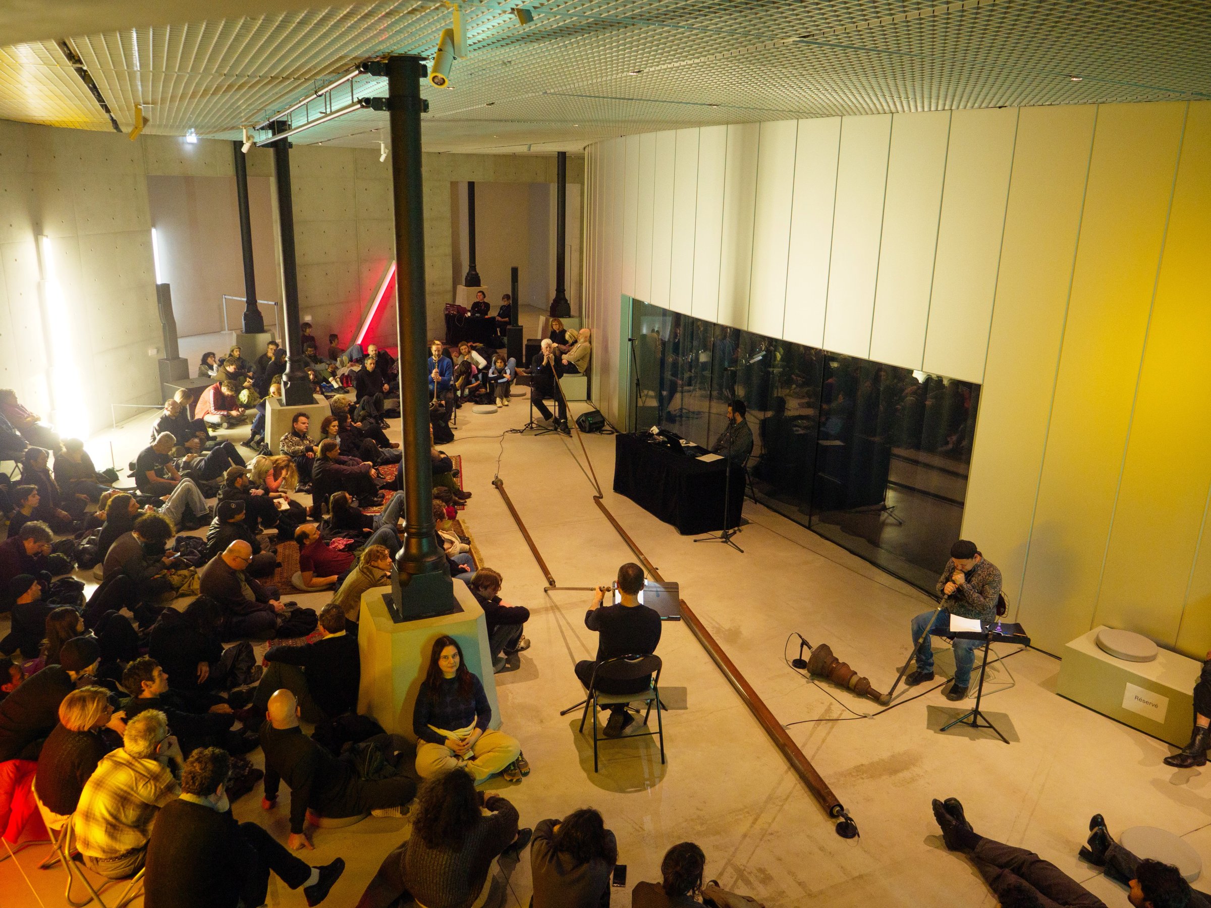 Yoshi Wada, Earth Horns with Electronic Drone | Bourse de Commerce