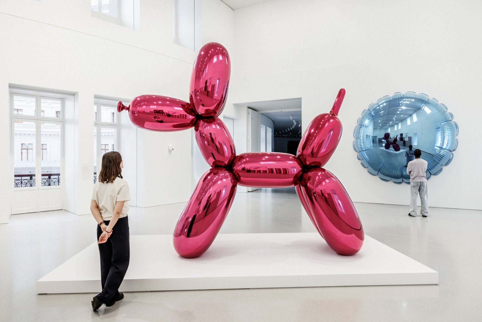 Photo : Florent Michel / 11h45 / Pinault Collection. Le monde comme il va