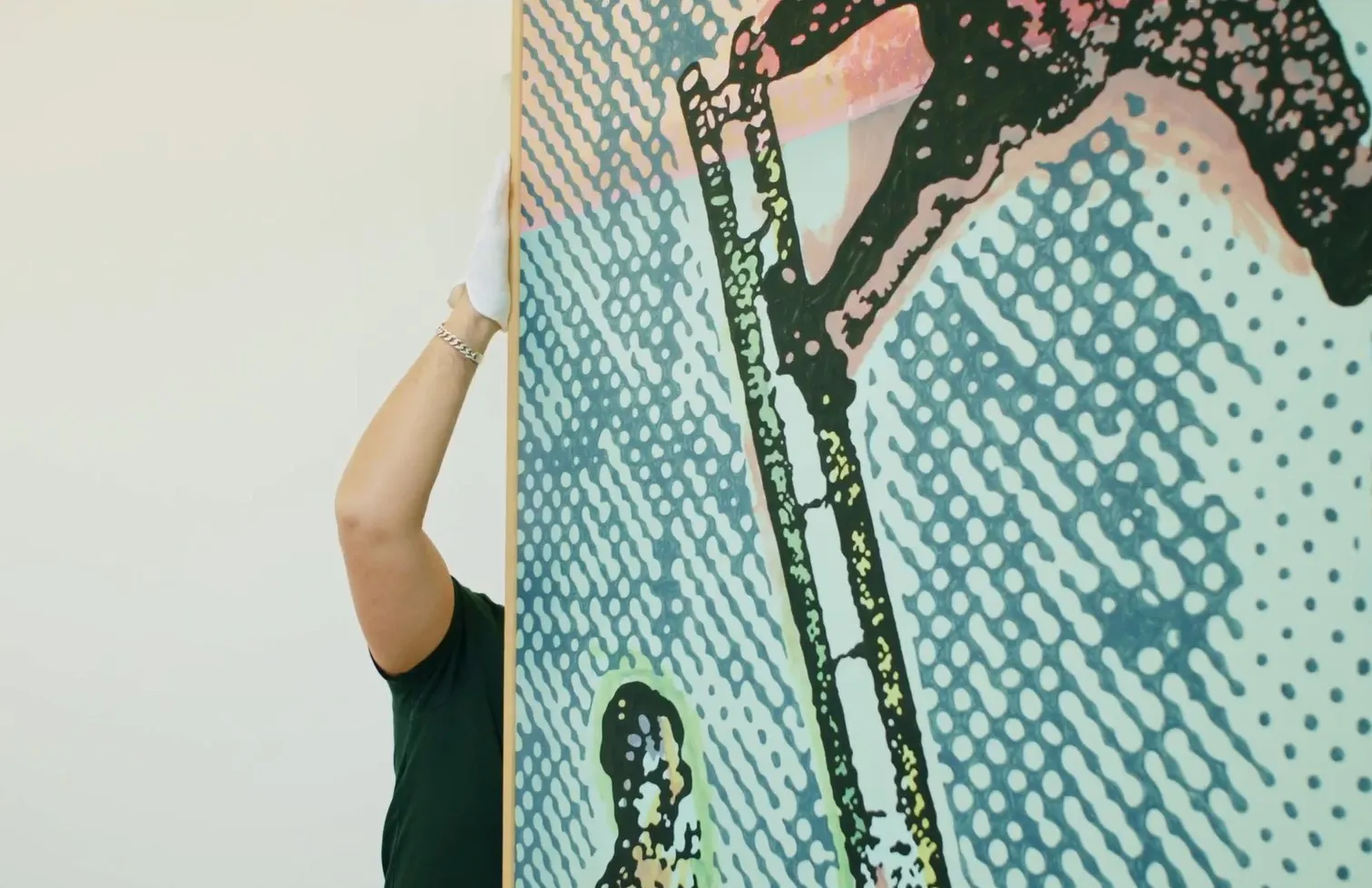 Montage de l'exposition "Le monde comme il va"