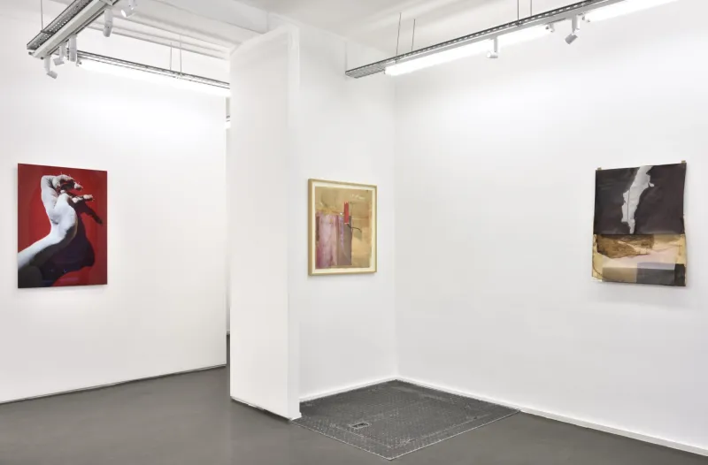 Vue de l'exposition « Le sang des Limules » de Myriam Mihindou à la Galerie Maïa Muller 