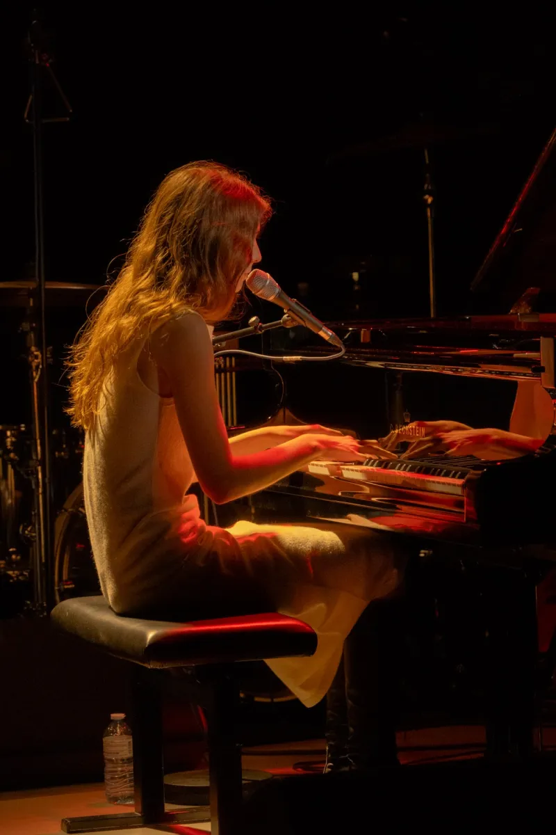 Eliana Glass @ Bourse de Commerce. Photo : Quentin Le Joly